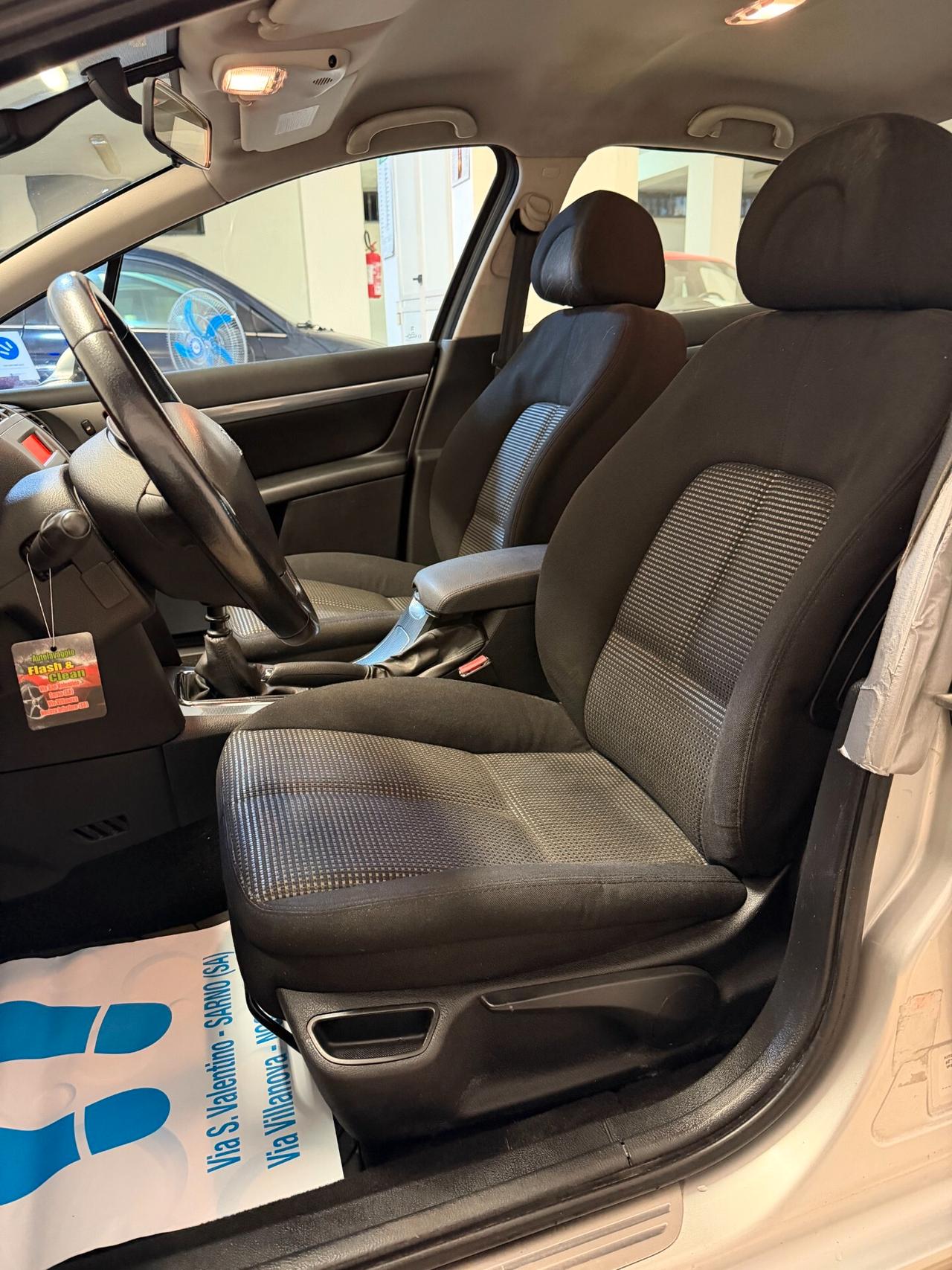 Peugeot 407 2.0 136 CV HDi FULL Executive 108.000 KM! TAGLIAND NEOPATENTATI