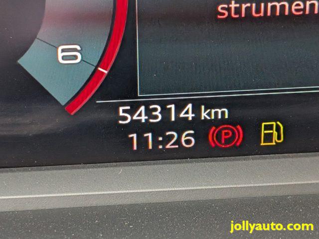 AUDI Q3 35 TDI S tronic Business