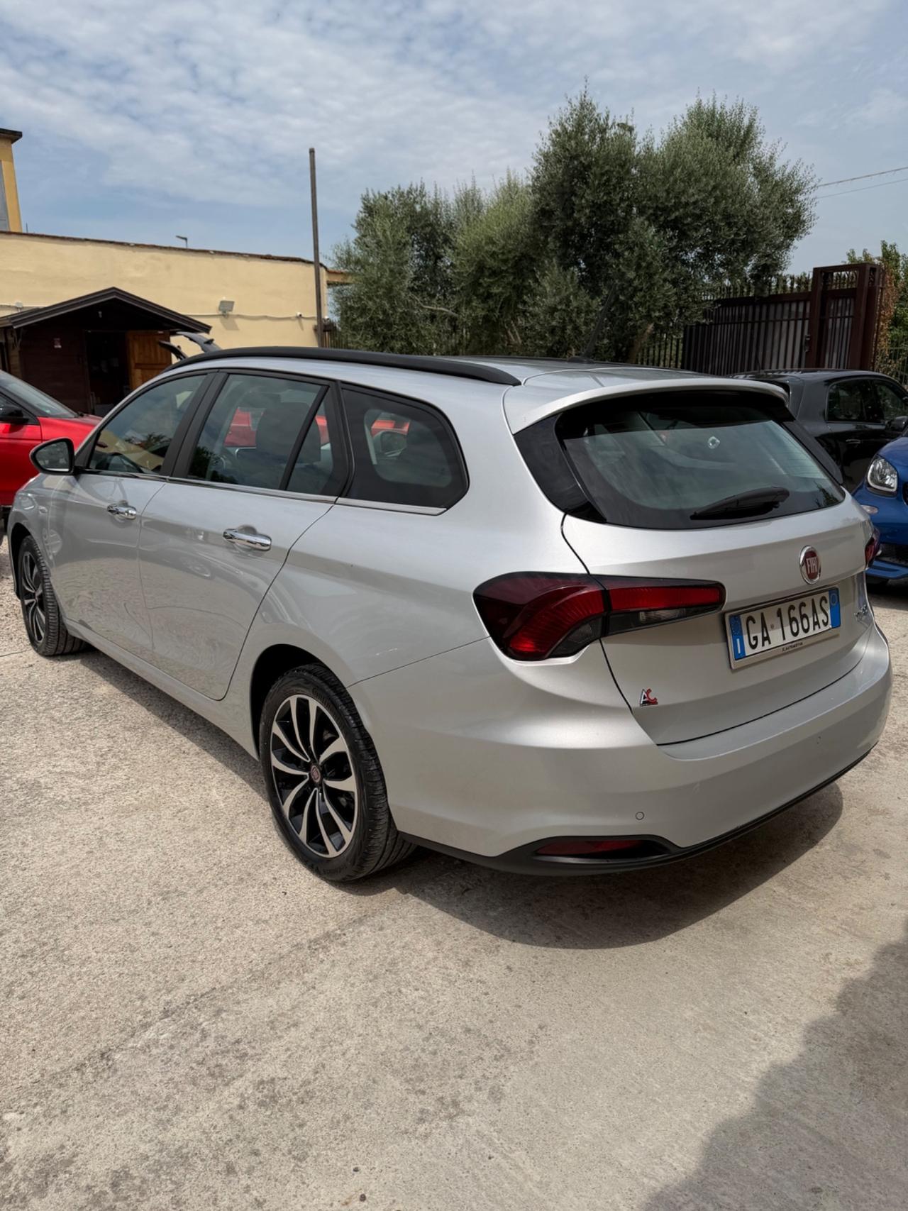 Fiat Tipo 1.6 Mjt S&S DCT SW Lounge