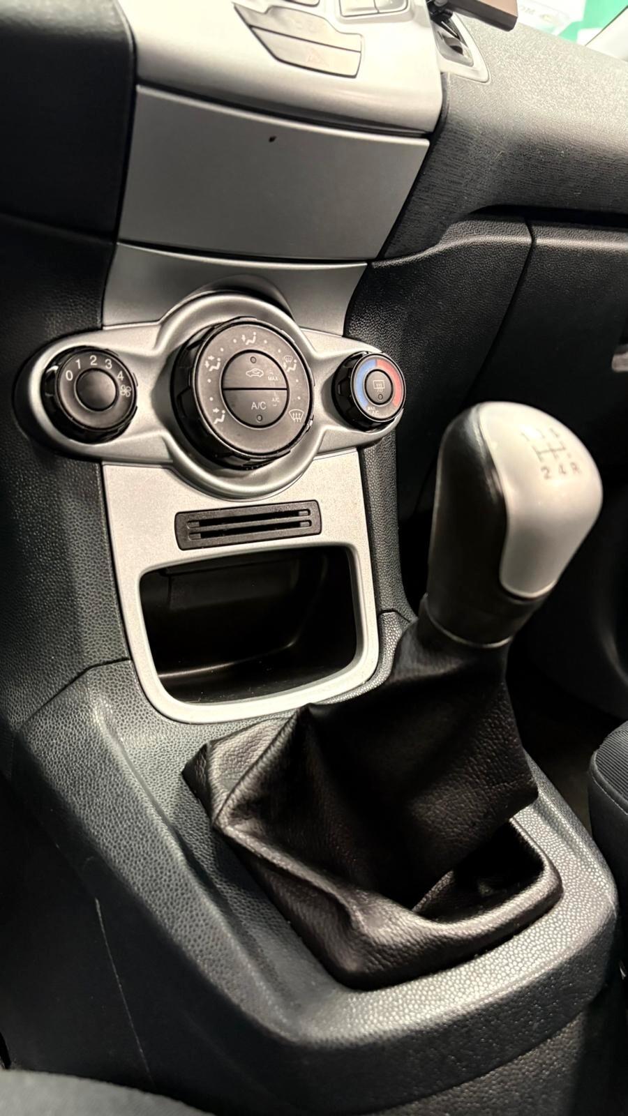 Ford Fiesta 1.2 82CV 3p. Titanium Bs.