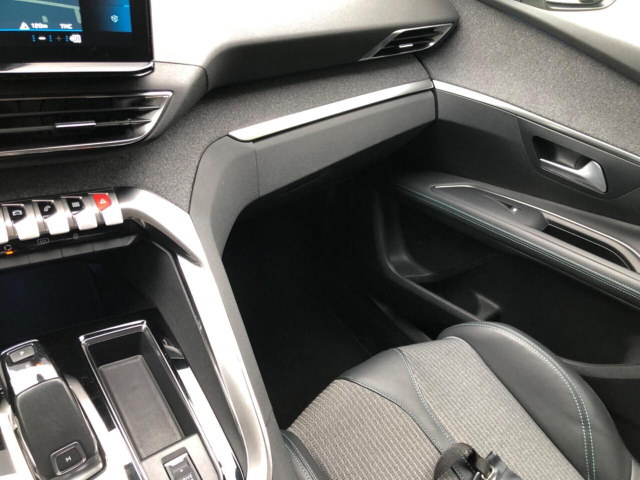 Peugeot 3008 BlueHDi 130 S&S EAT8 Allure Pack