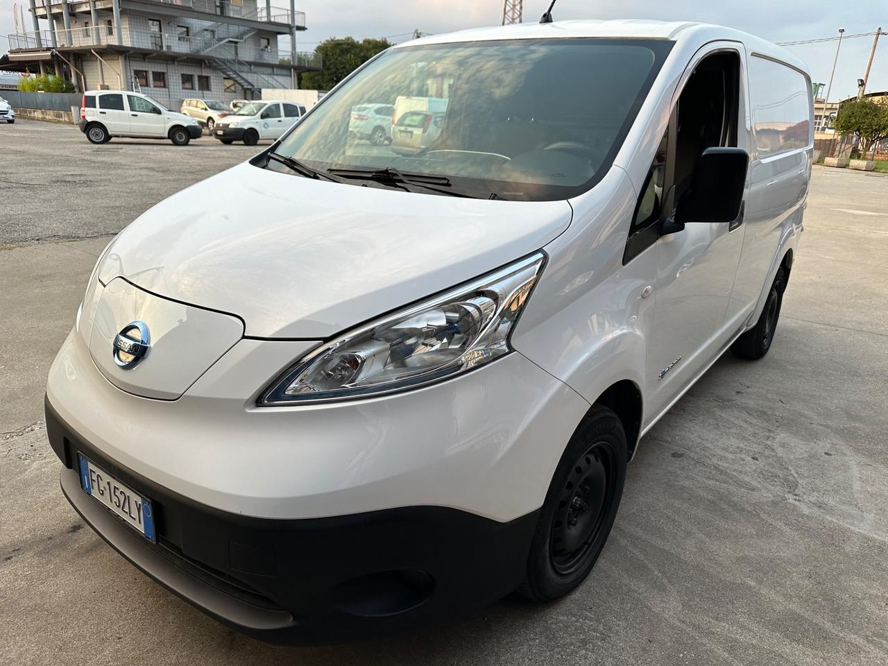 Nissan NV200 e-NV200 EV Van