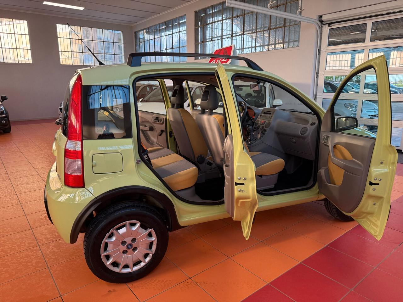 Fiat Panda 1.2 BENZINA 4x4 Climbing SOLI 64000KM