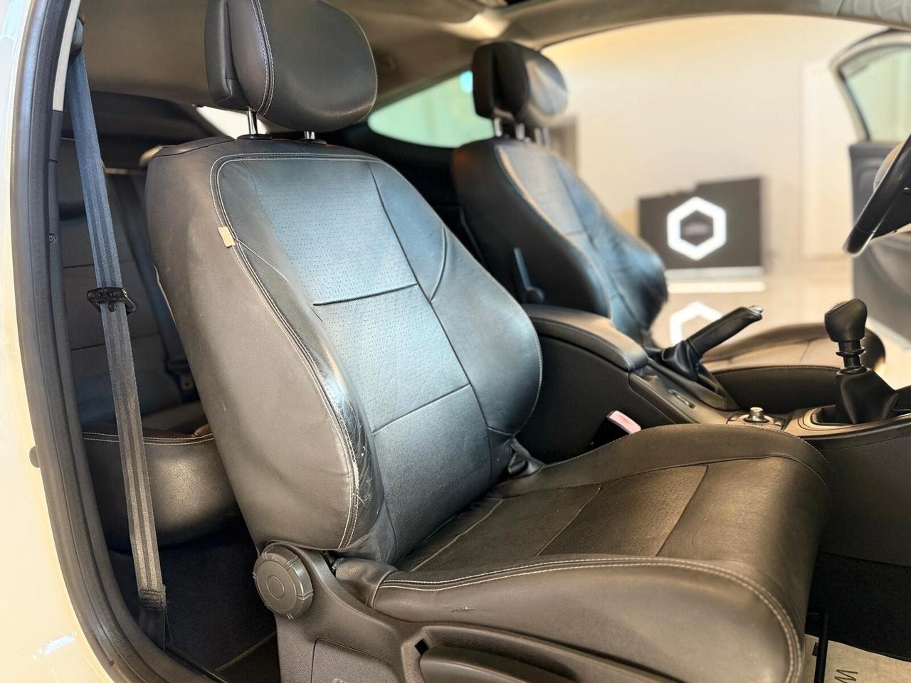 Renault Megane Mégane Coupé 1.9 dCi 130CV Luxe