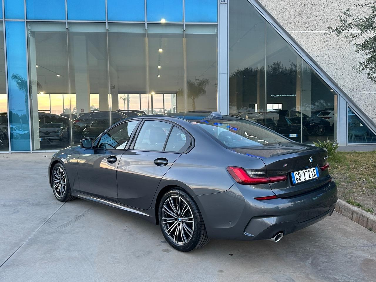 BMW 320 d Msport auto possibilità noleggio no scoring