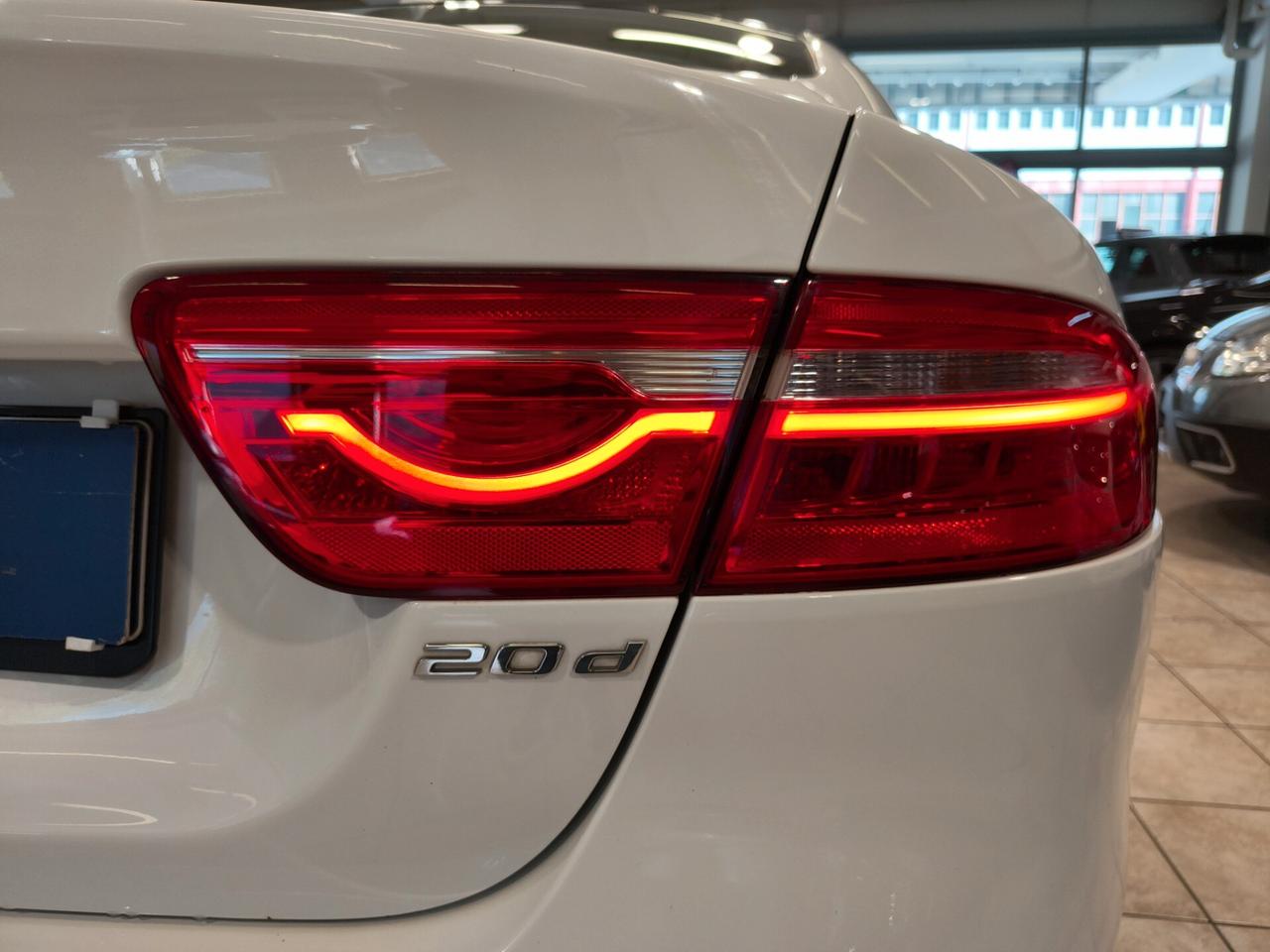 Jaguar XE 2.0 D Turbo 180CV aut. Portfolio