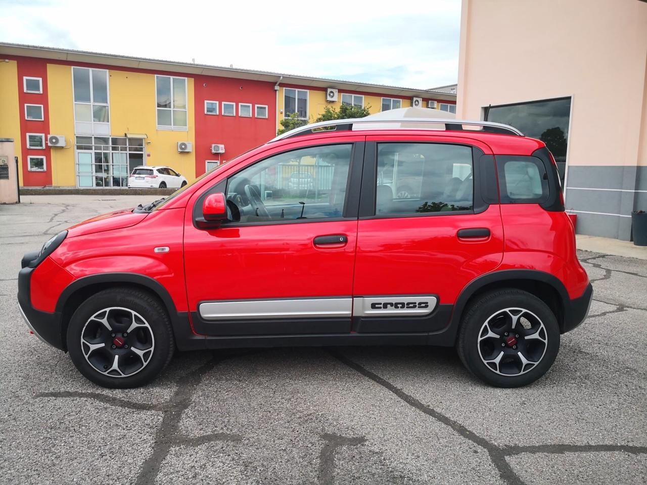 Fiat Panda Cross 1.0 FireFly S&S Hybrid ***SU APPUNTAMENTO***
