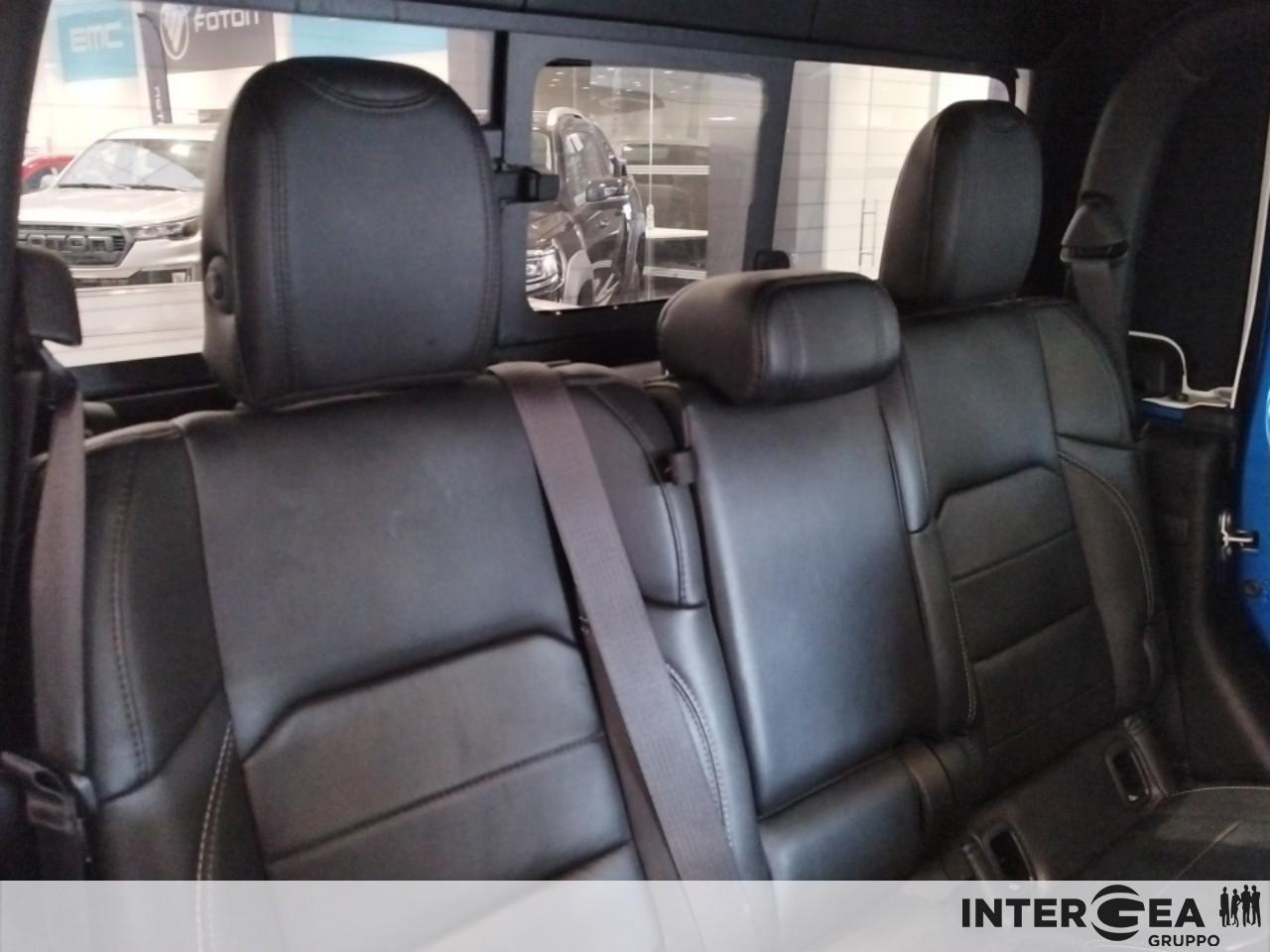 JEEP Gladiator 3.0 V6 Overland 4wd auto