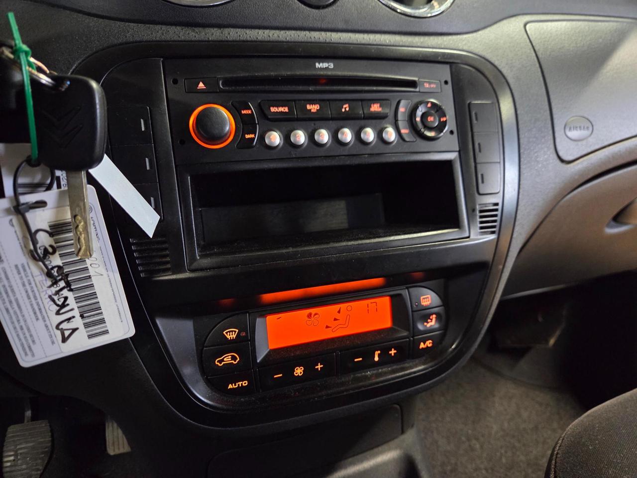 Citroen C3 1.1 Exclusive Style (exclusive)