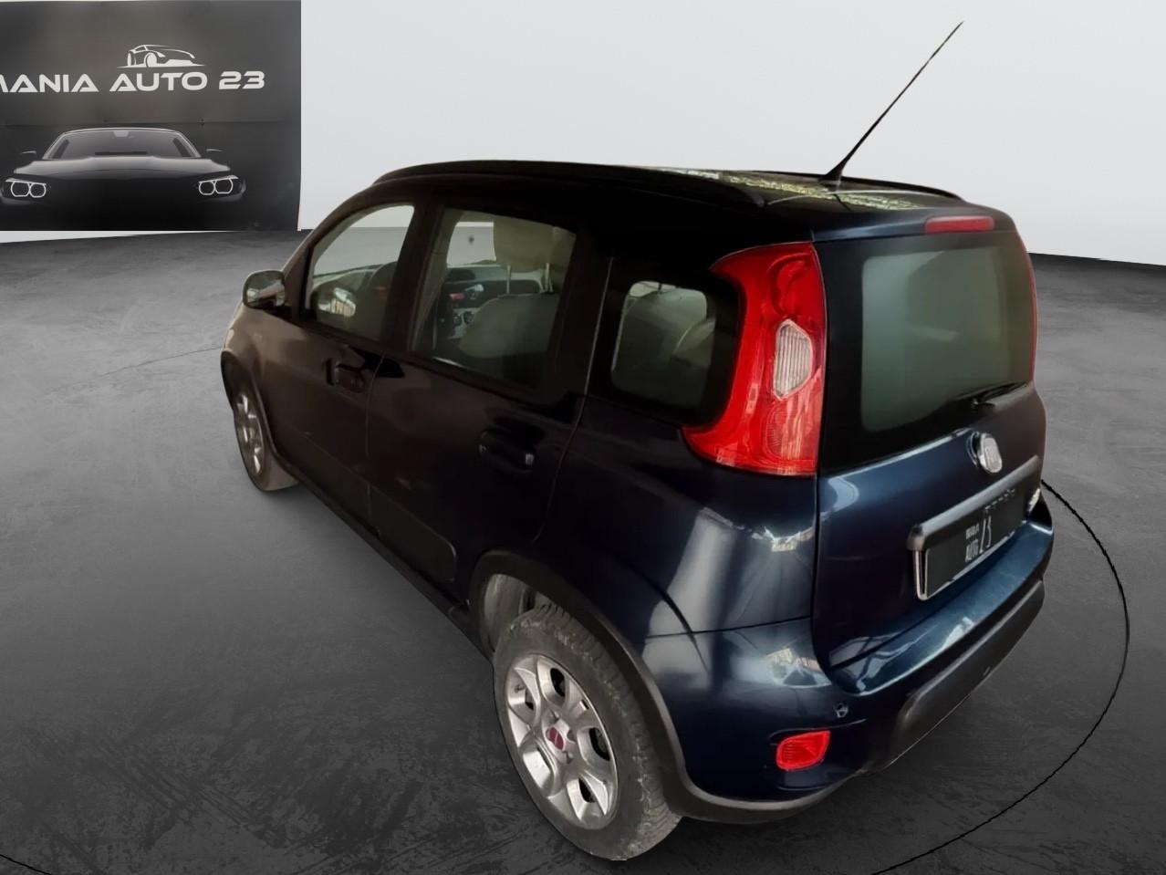 FIAT PANDA TREKKING O.9 TWIN AIR METANO 85 CV 5 POSTI!!
