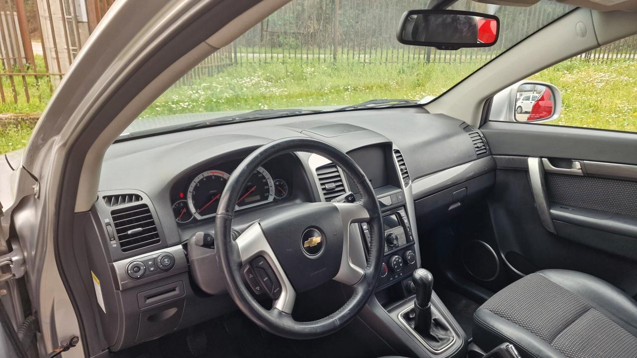 Chevrolet Captiva 2.0 VCDi LT 7 POSTI
