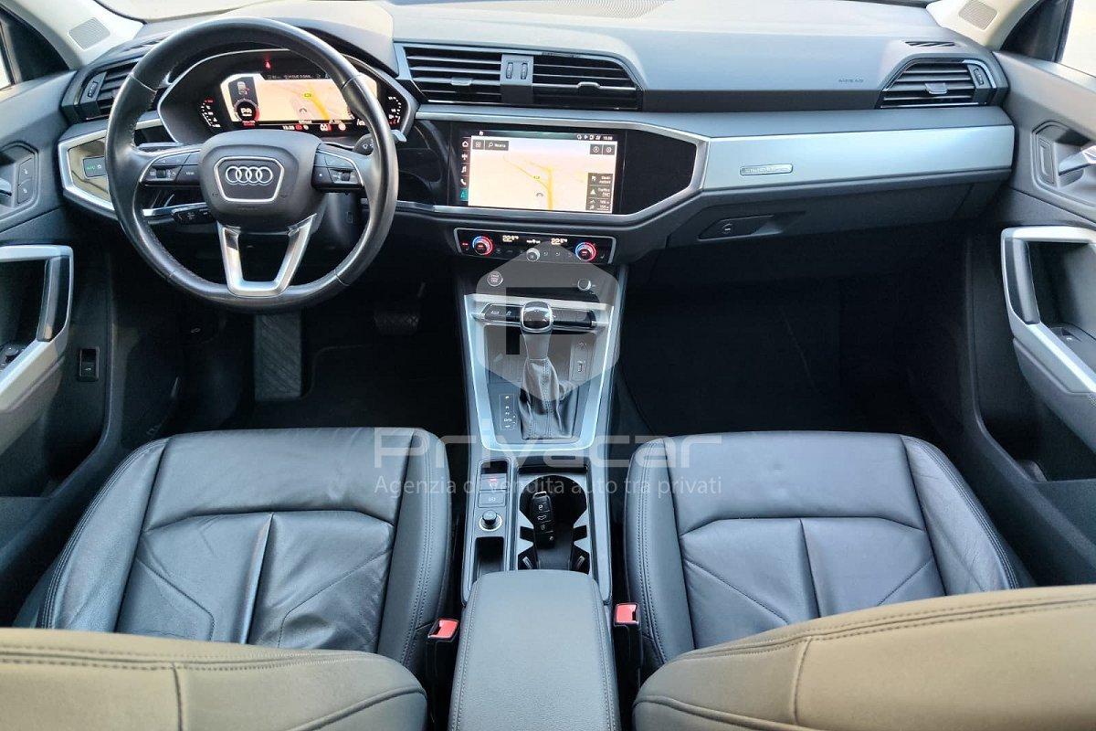 AUDI Q3 45 TFSI quattro S tronic Business Advanced