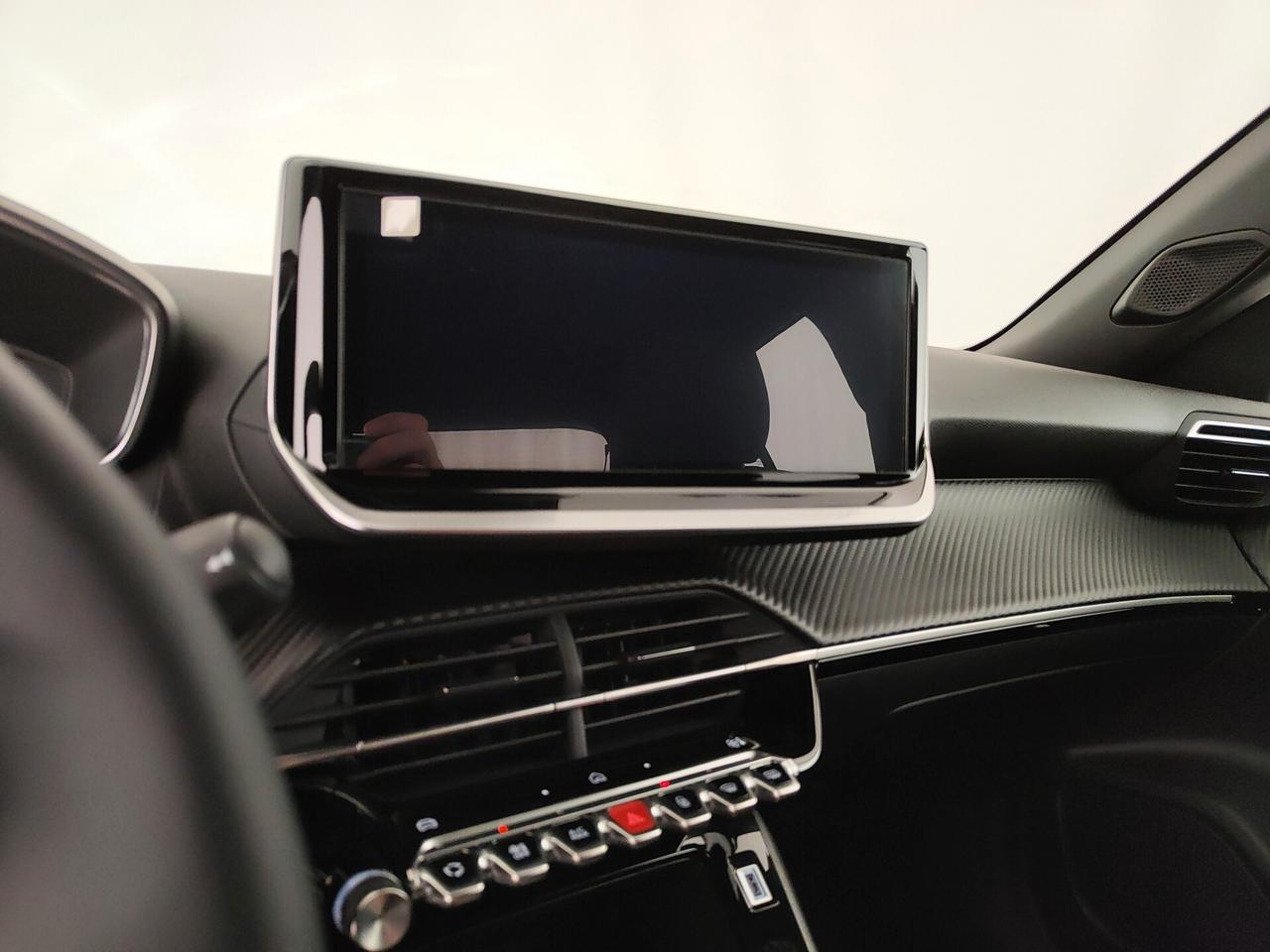 Peugeot 2008 Hybrid 145 e-DCS6 Allure