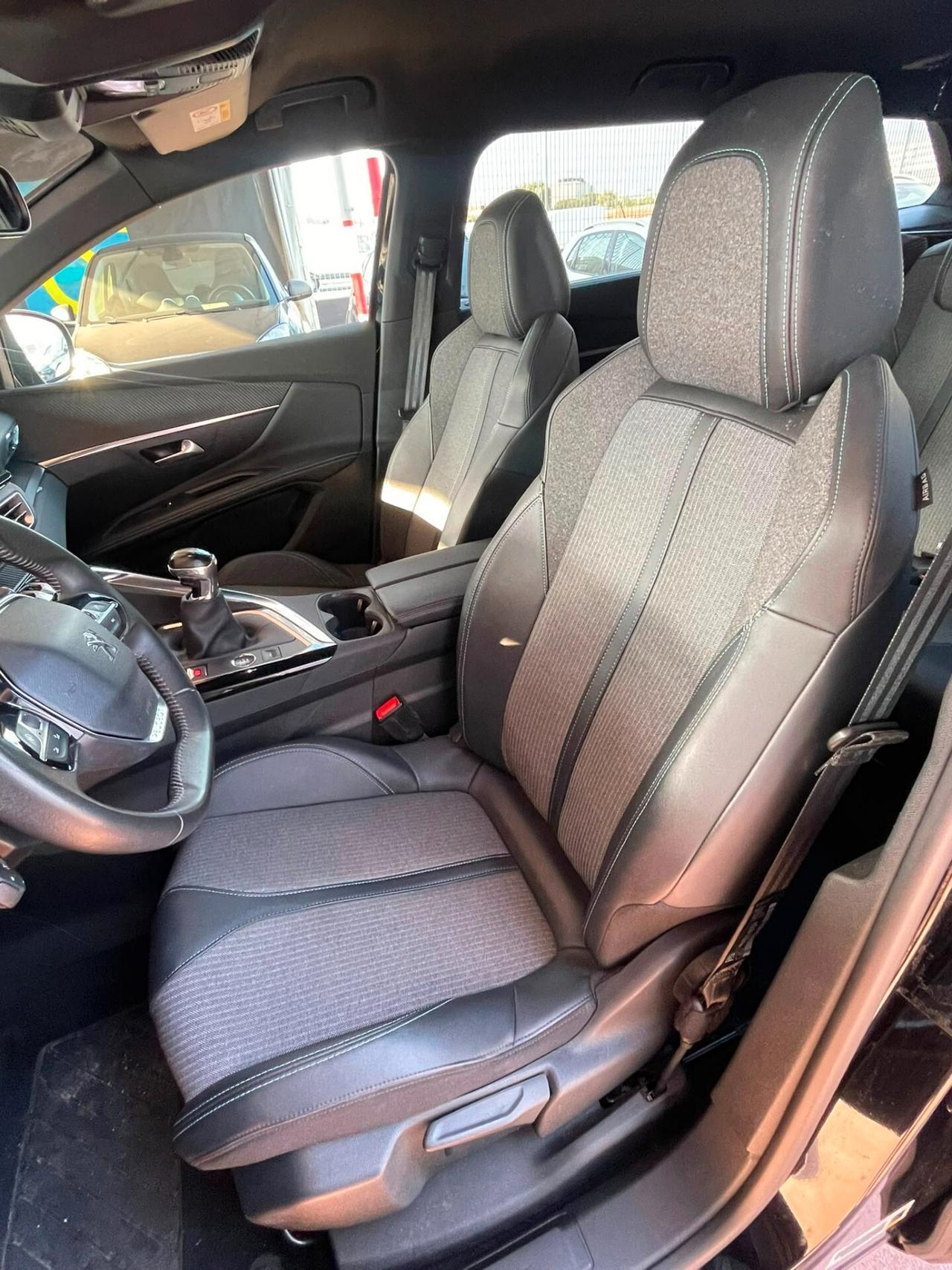 Peugeot 5008 PureTech Turbo 130 S&S Allure