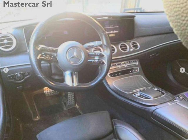MERCEDES-BENZ E 300 de 4MATIC EQ-POWER Premium - GH155GW