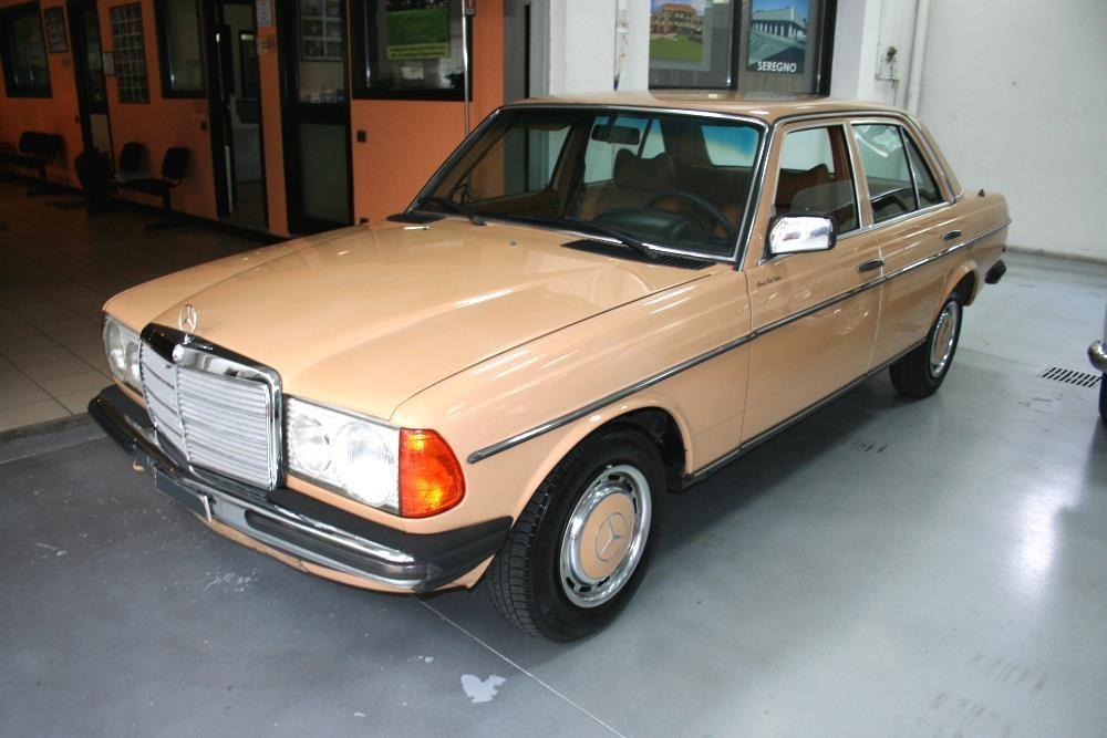 MERCEDES 200 - FINALMENTE 45 ANNI