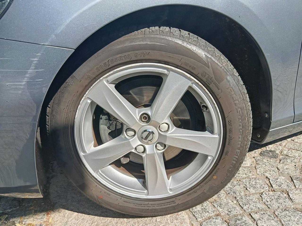 Volvo V40 Business 2.0 D2 #10316