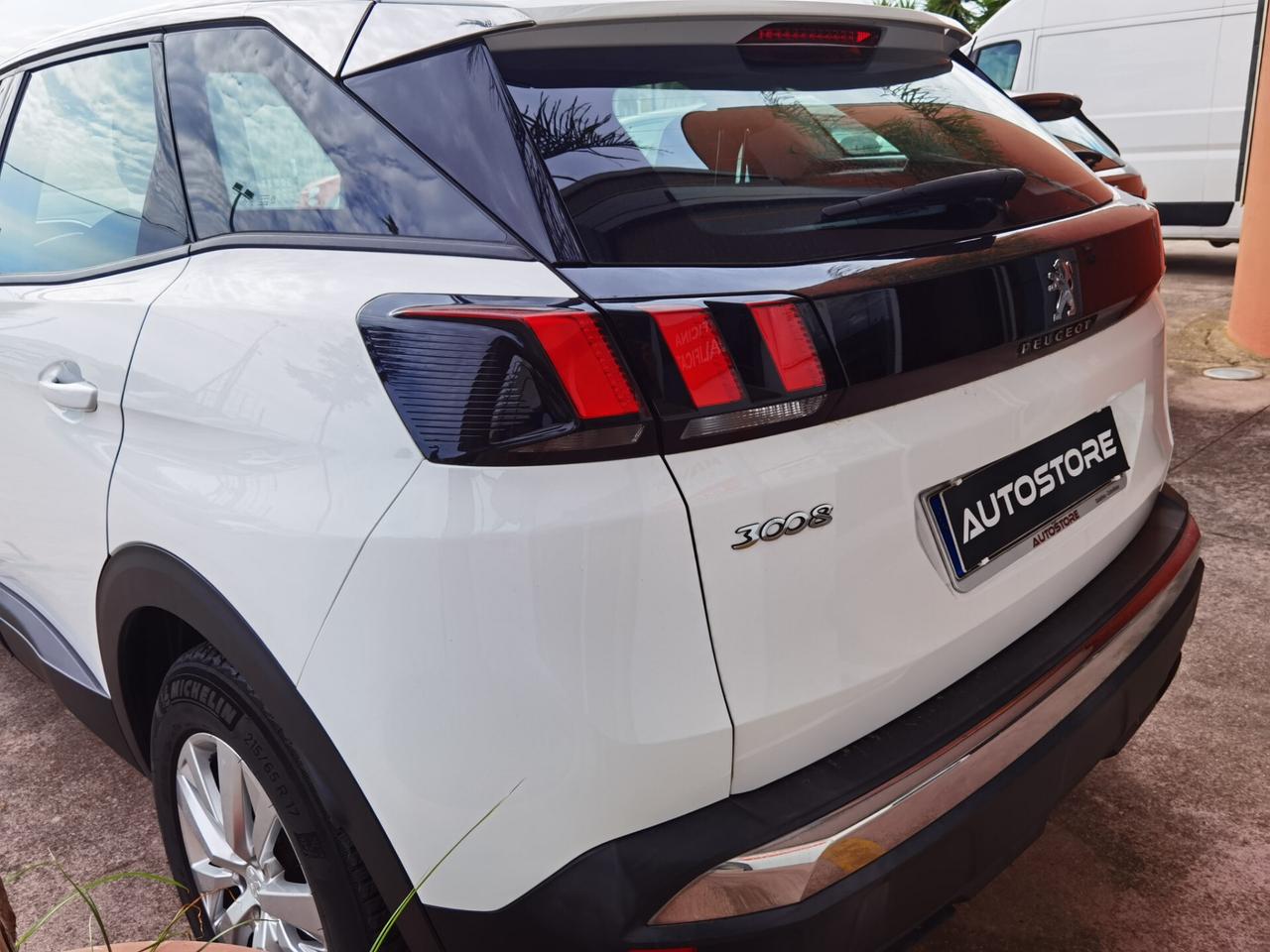 Peugeot 3008 BlueHDi 130 Business N1