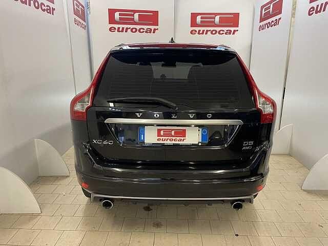 Volvo XC60 D5 AWD Geartronic R-design Momentum