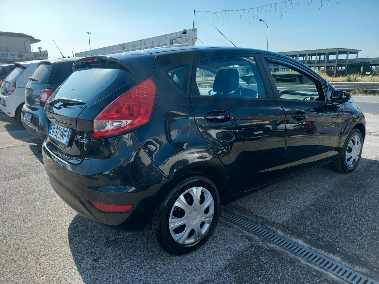 Ford Fiesta 1.2 Gpl Titanium 5 porte