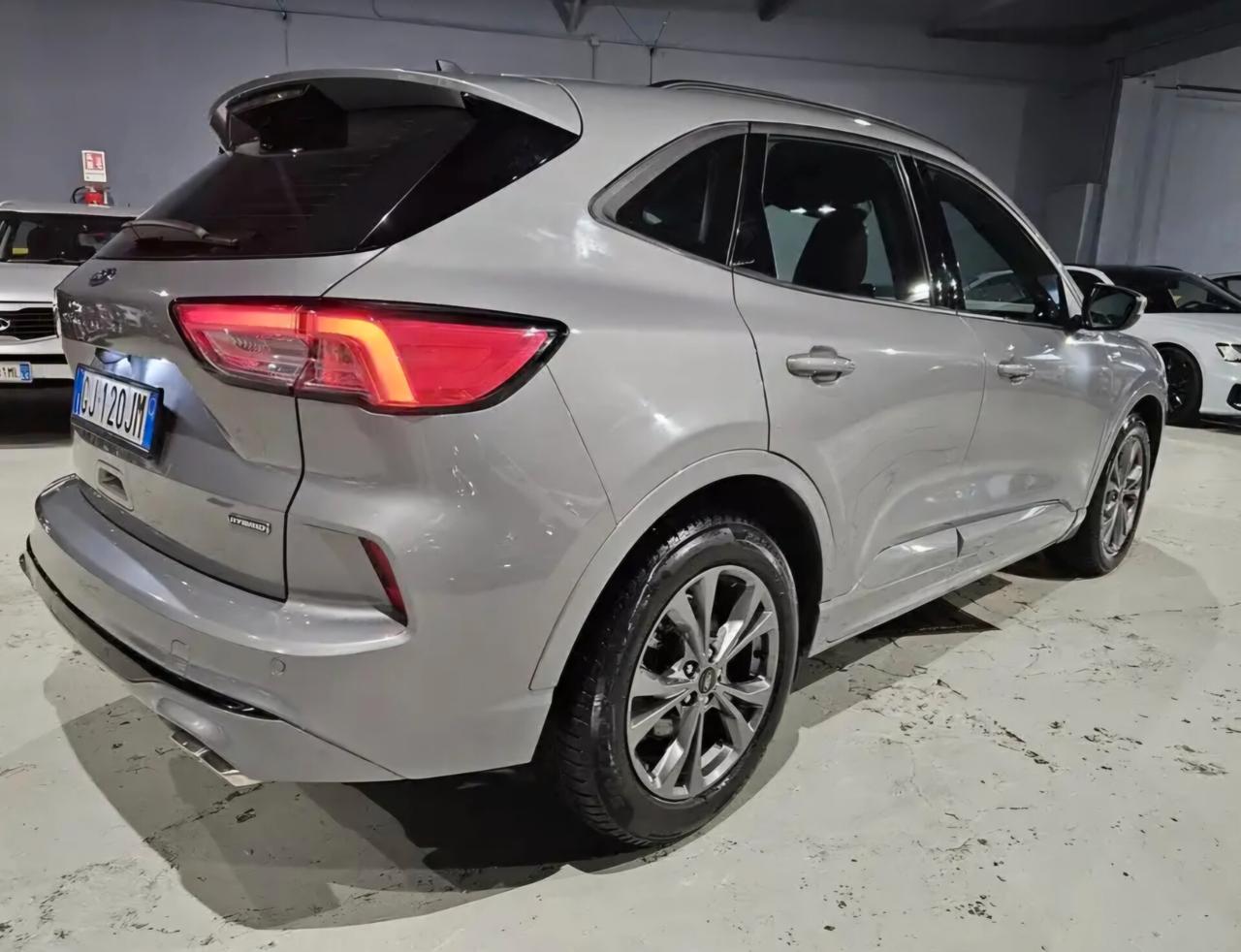 Ford Kuga 2.5 Full Hybrid 190 CV CVT 2WD ST-Line X