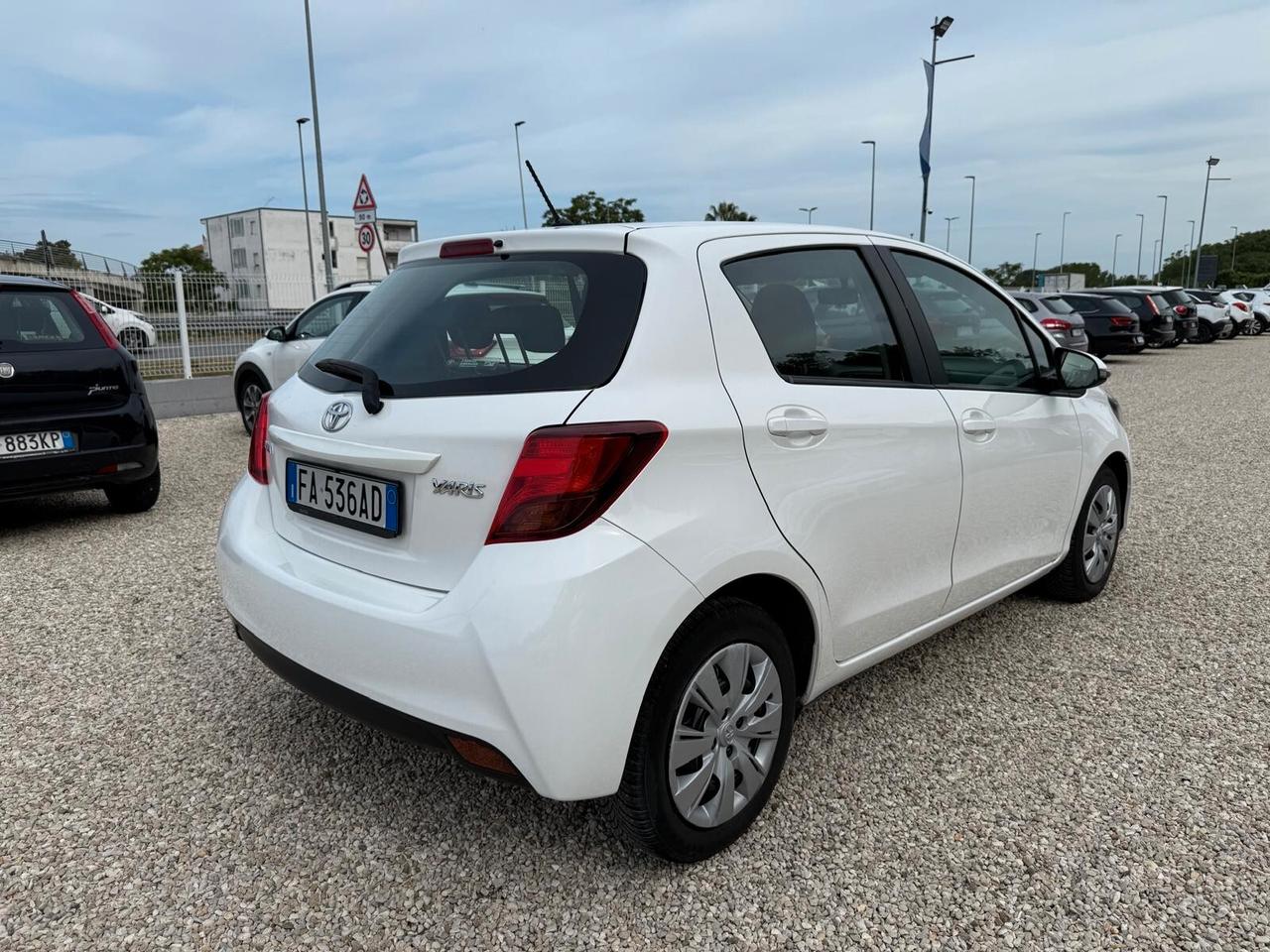 Toyota Yaris 1.4 D-4D 5 porte Lounge