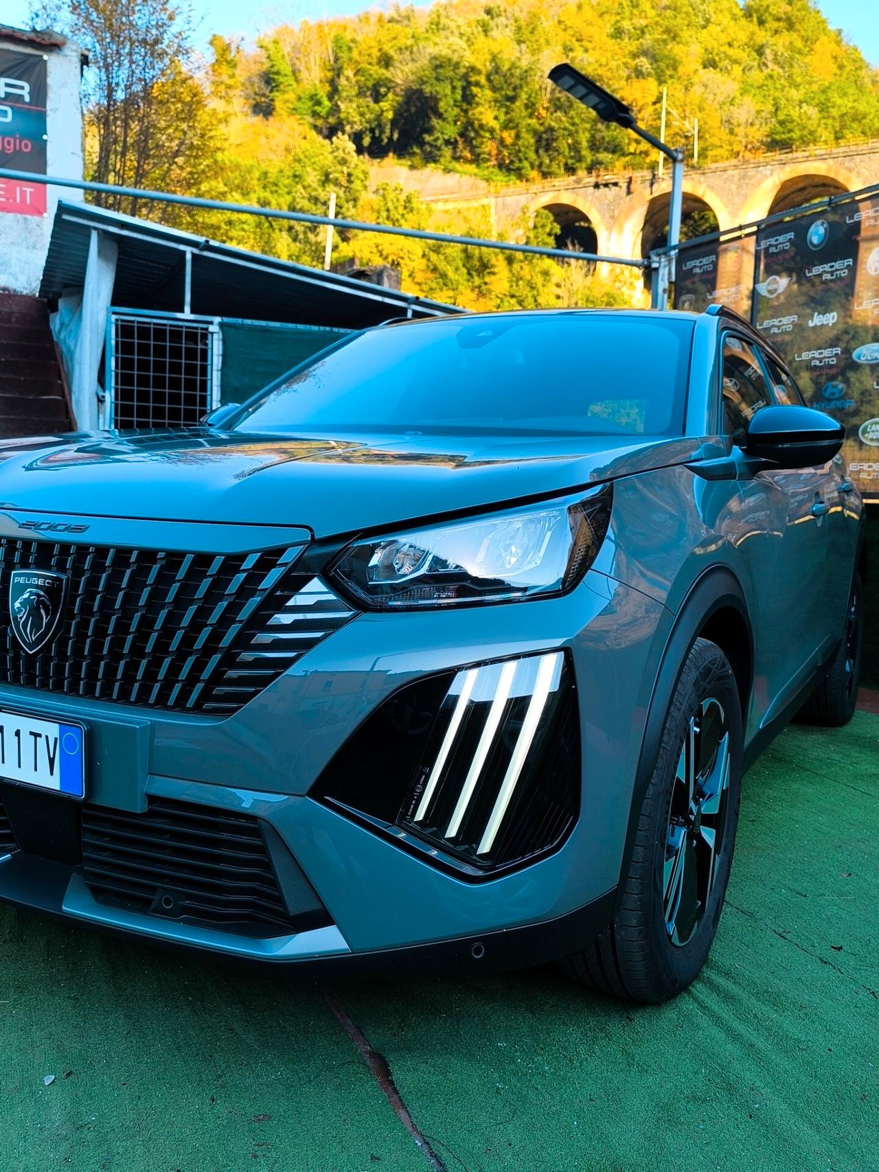 Peugeot 2008 PureTech Allure 3.000 km UNICO PROPRIETARIO