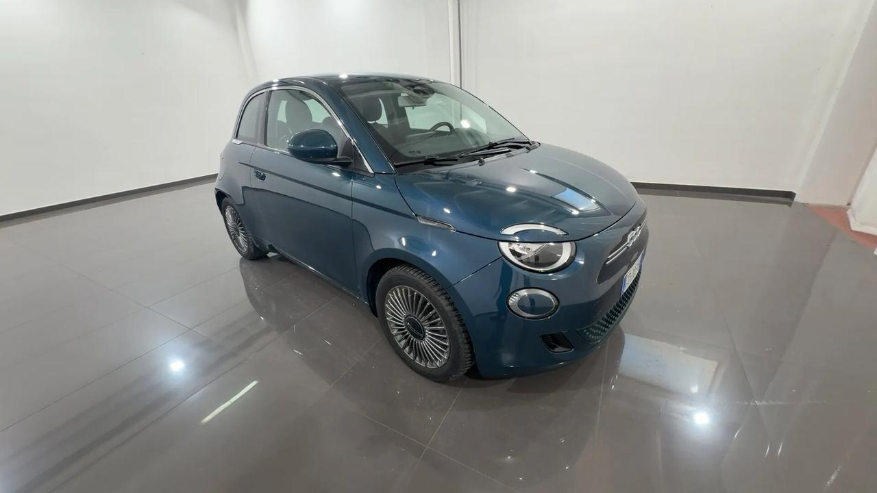 Fiat 500 500e Berlina 42 kWh Icon