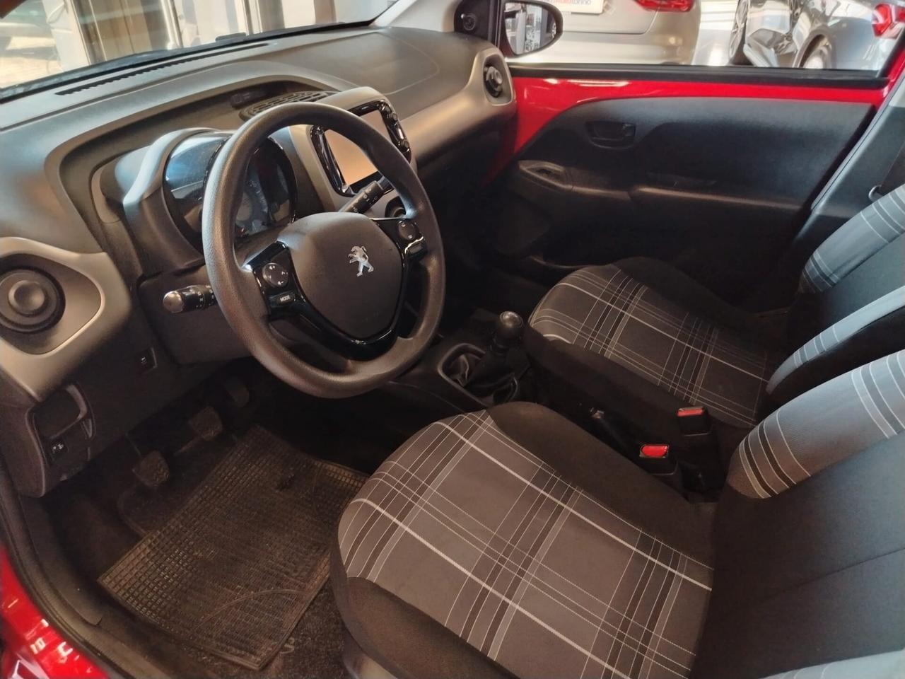 Peugeot 108 VTi 68 5 porte Allure