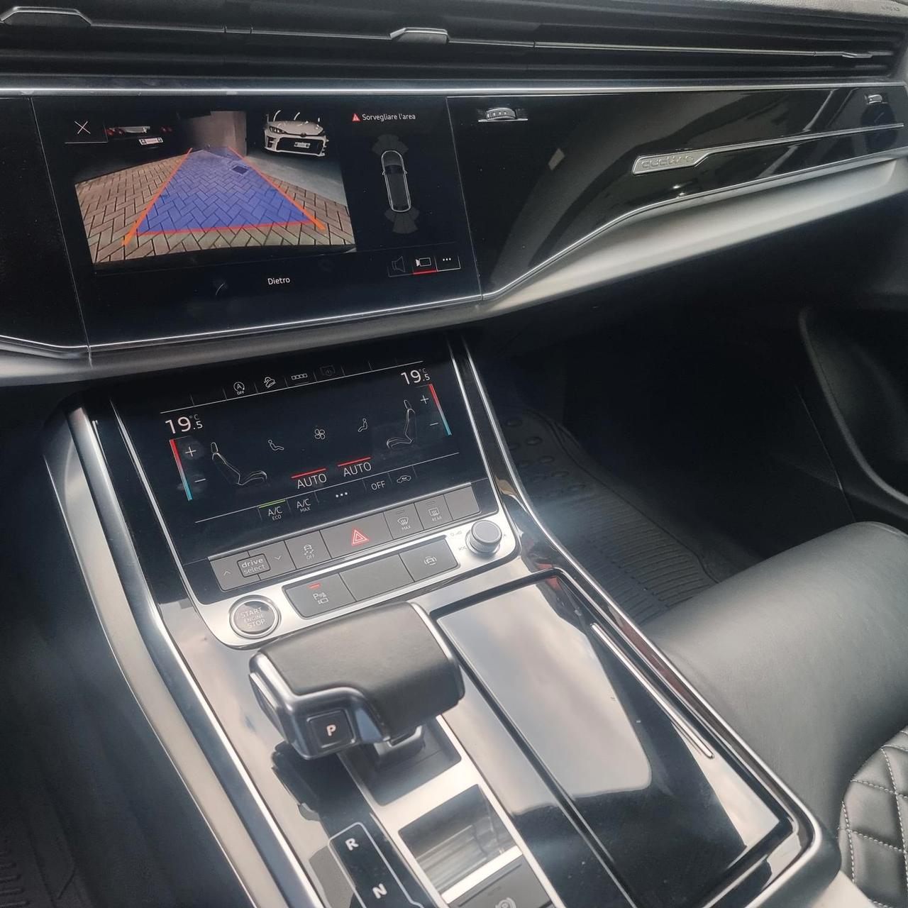 Audi Q8 45 3.0 tdi mhev Sport quattro tiptronic