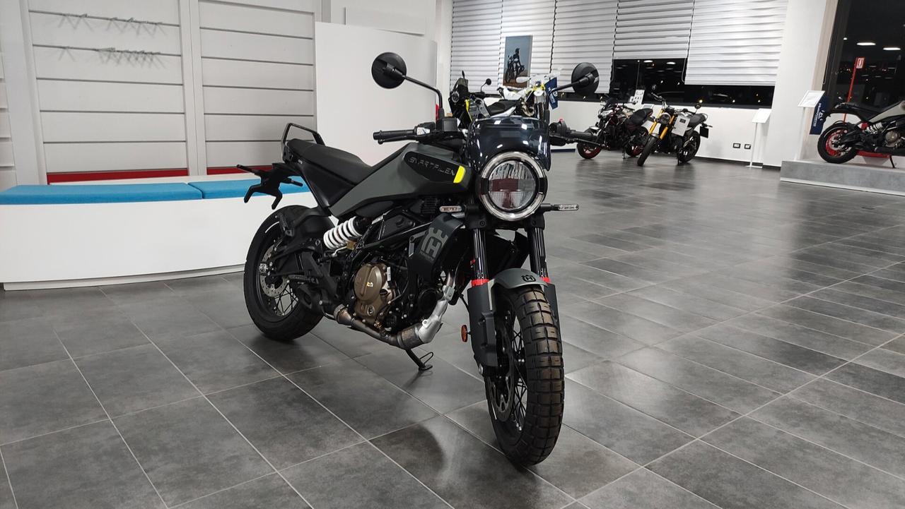 Husqvarna Svartpilen 125
