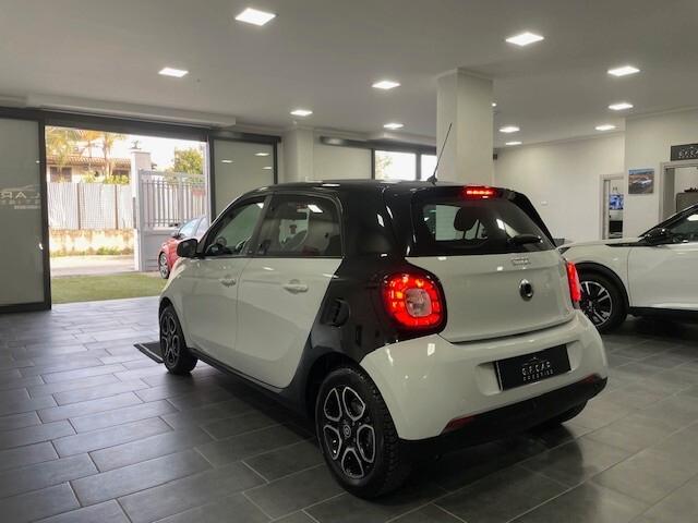 Smart ForFour 70 1.0 Prime