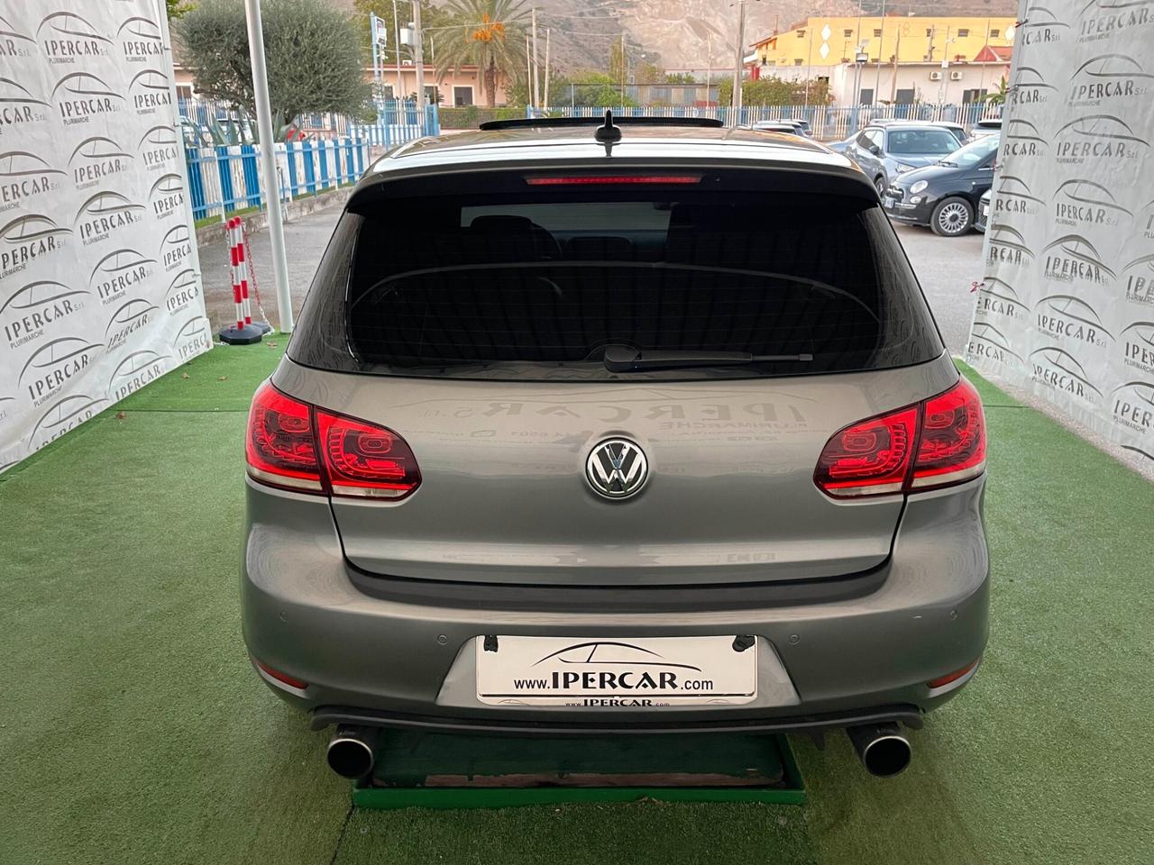 Volkswagen Golf GTI 2.0 TSI 5p.