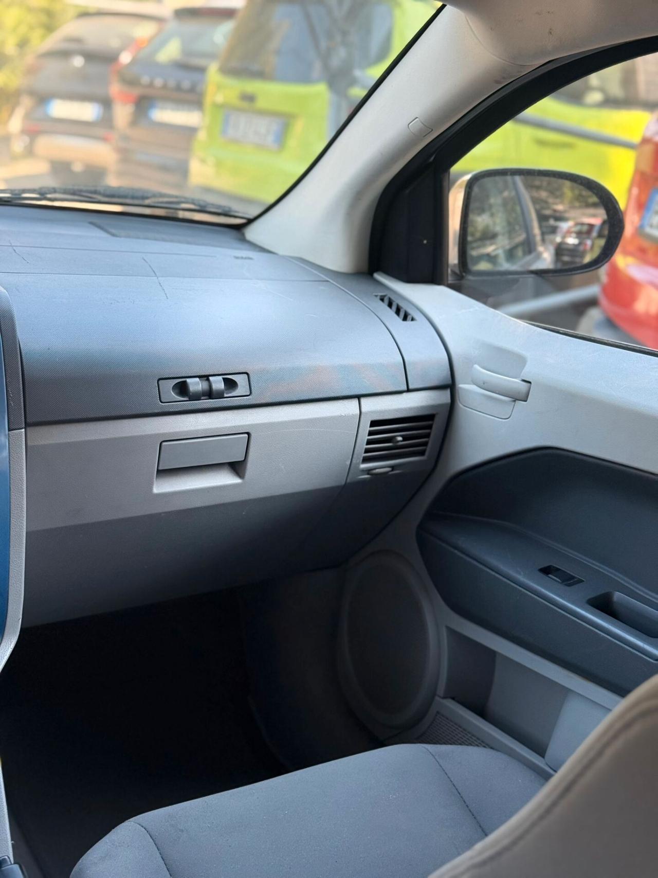 Dodge Caliber 2.0 Turbodiesel SXT