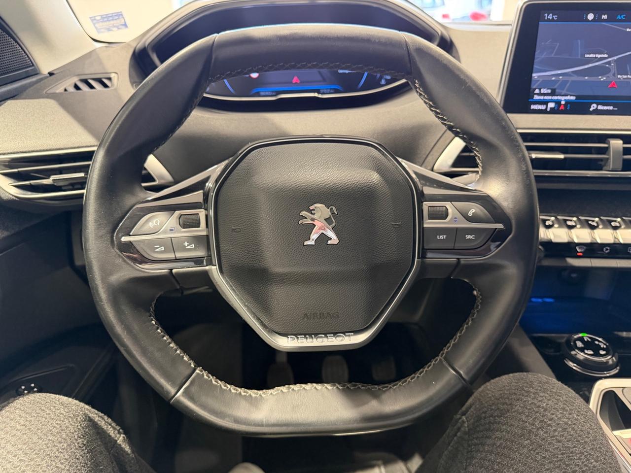 Peugeot 3008 -2019 BlueHDi 130 S&S Allure