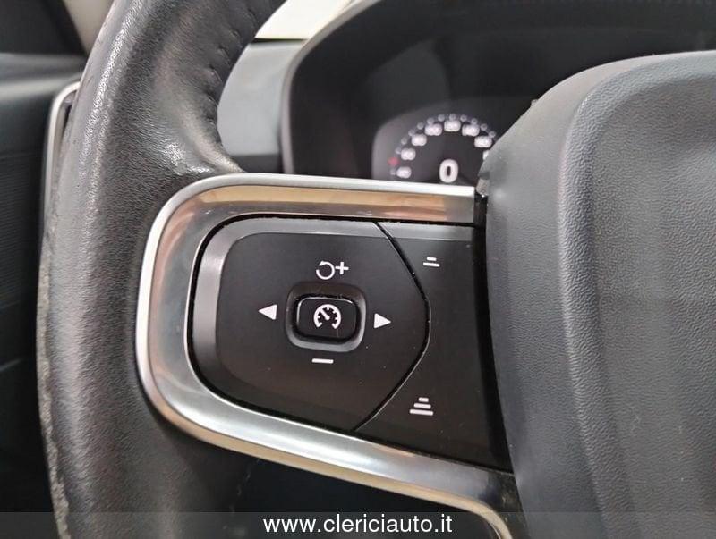 Volvo XC40 T5 Recharge Plug-in Hybrid Inscription Expression