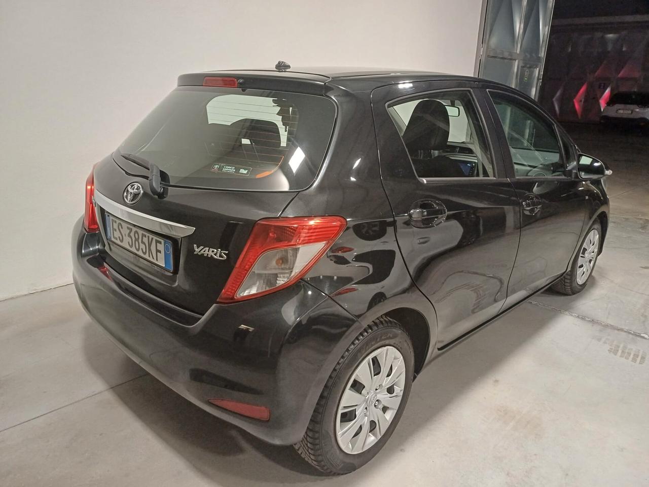 Toyota Yaris 1.4 D-4D 5 porte Lounge