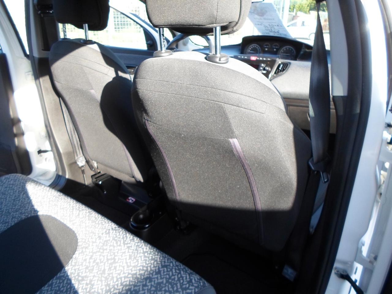 Lancia Ypsilon 1.0 FireFly 5 porte S&S Hybrid Ecochic Gold