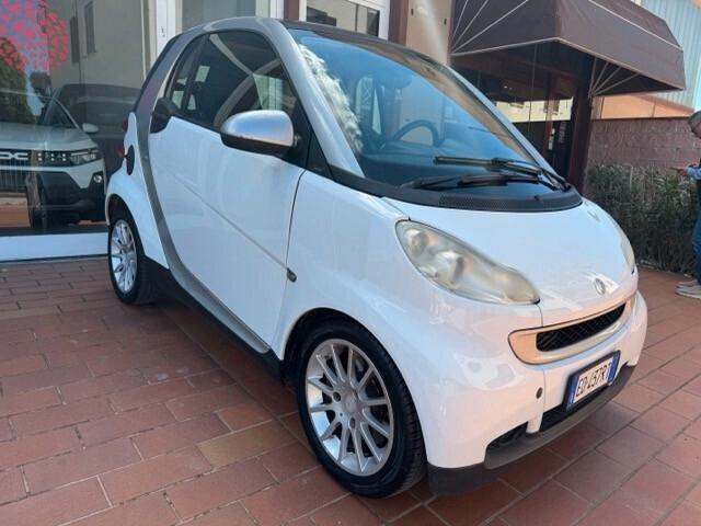 Smart ForTwo 1000 62 kW coupé passion