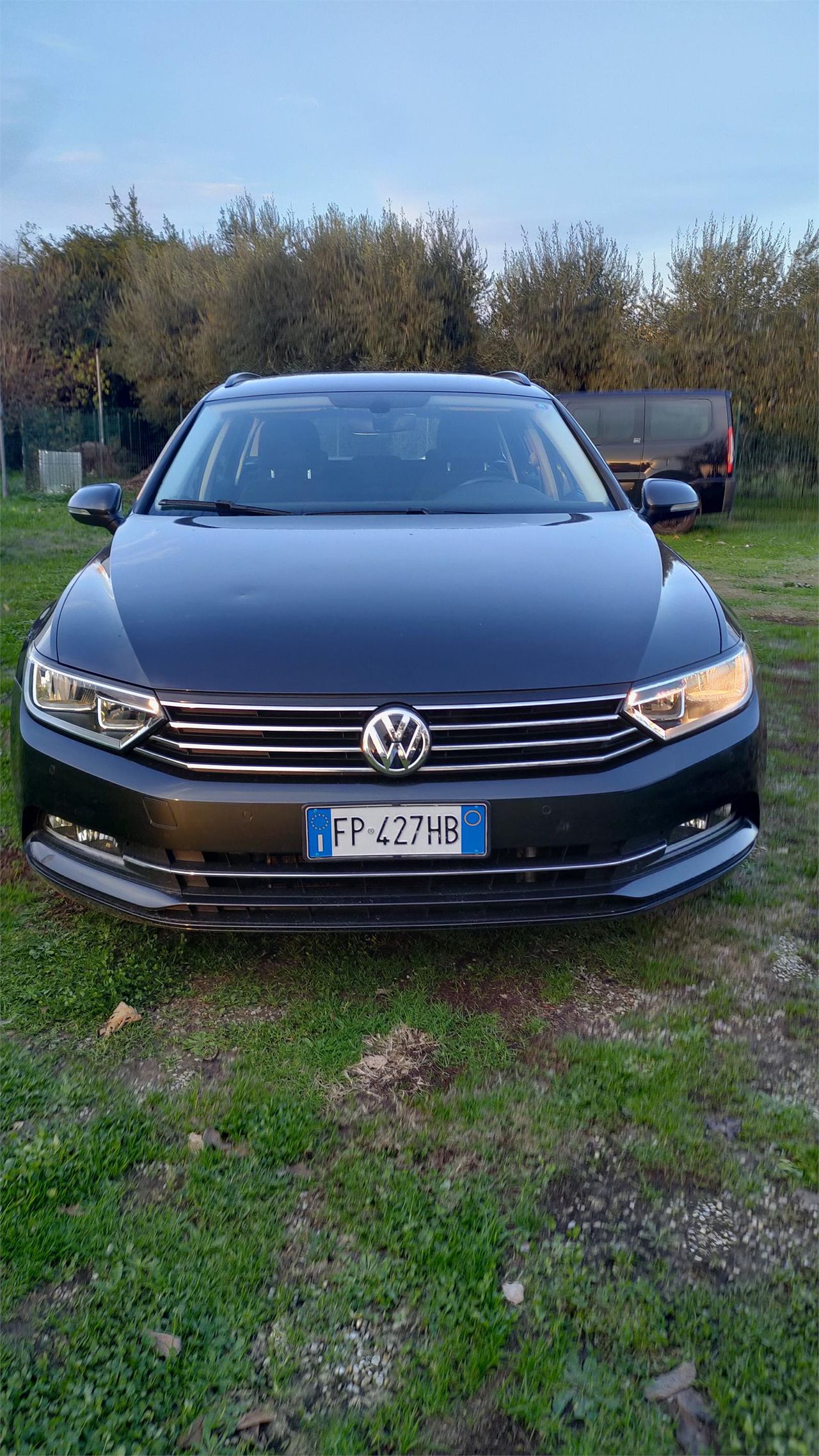 VOLKSWAGEN Passat  Var. 1.6 TDI DSG Trend. BMT