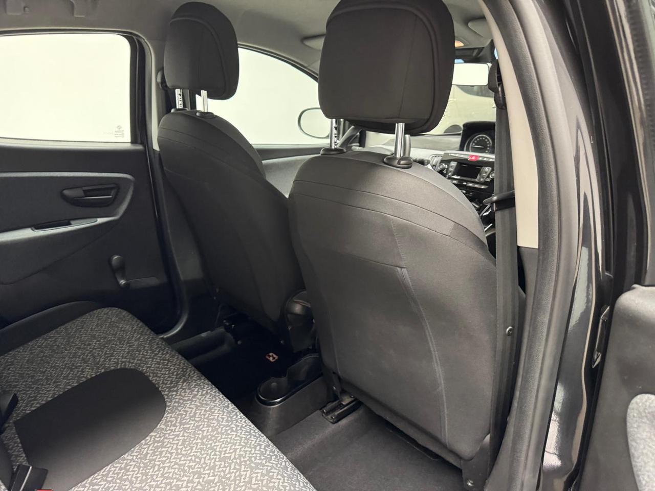 LANCIA Ypsilon III 2021 - Ypsilon 1.0 firefly hybrid Silver s&s 70c