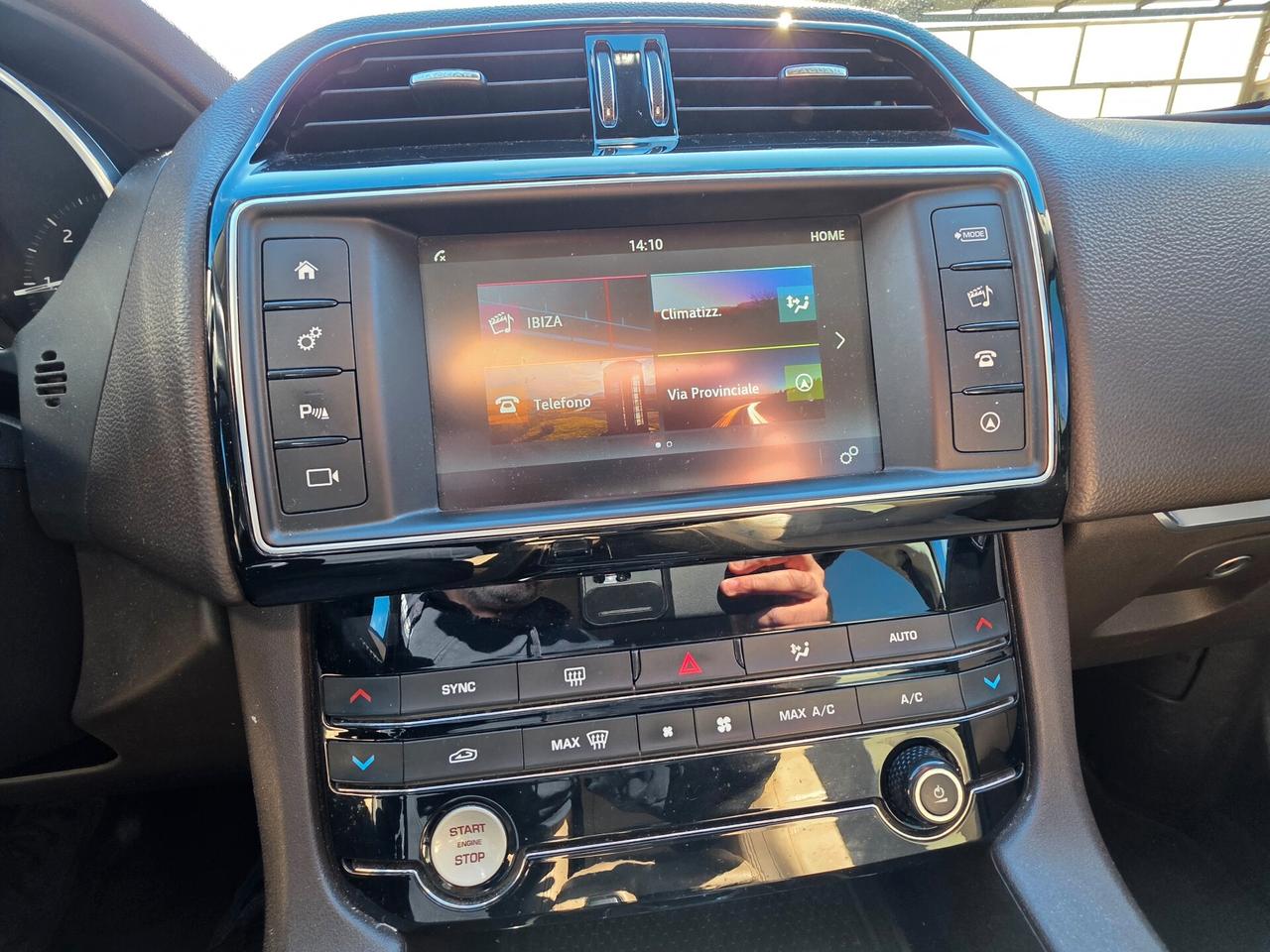 Jaguar F-Pace 2.0 D 180 CV AWD aut. Portfolio