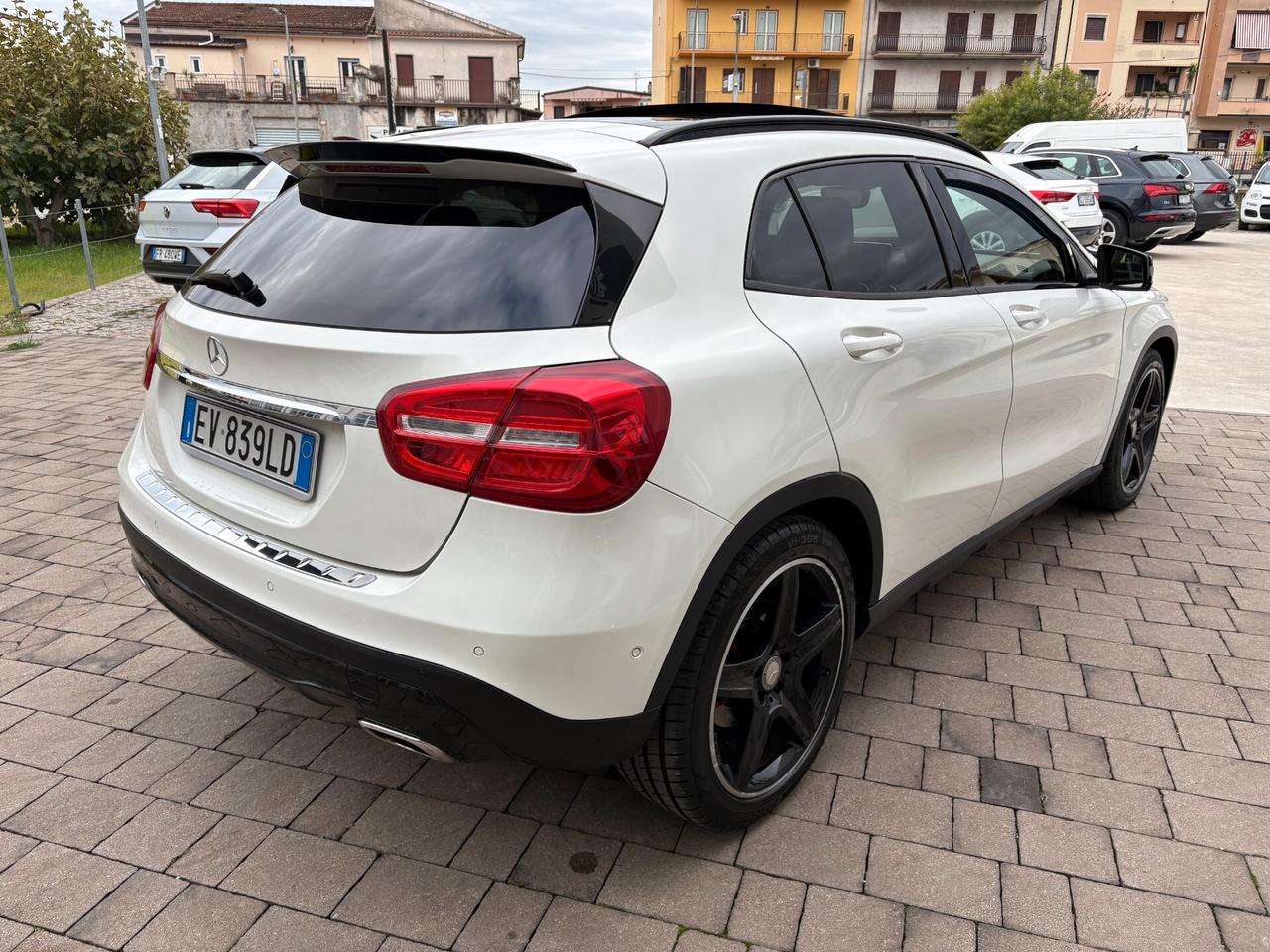 Mercedes-benz GLA 220 CDI Automatic 4Matic Premium
