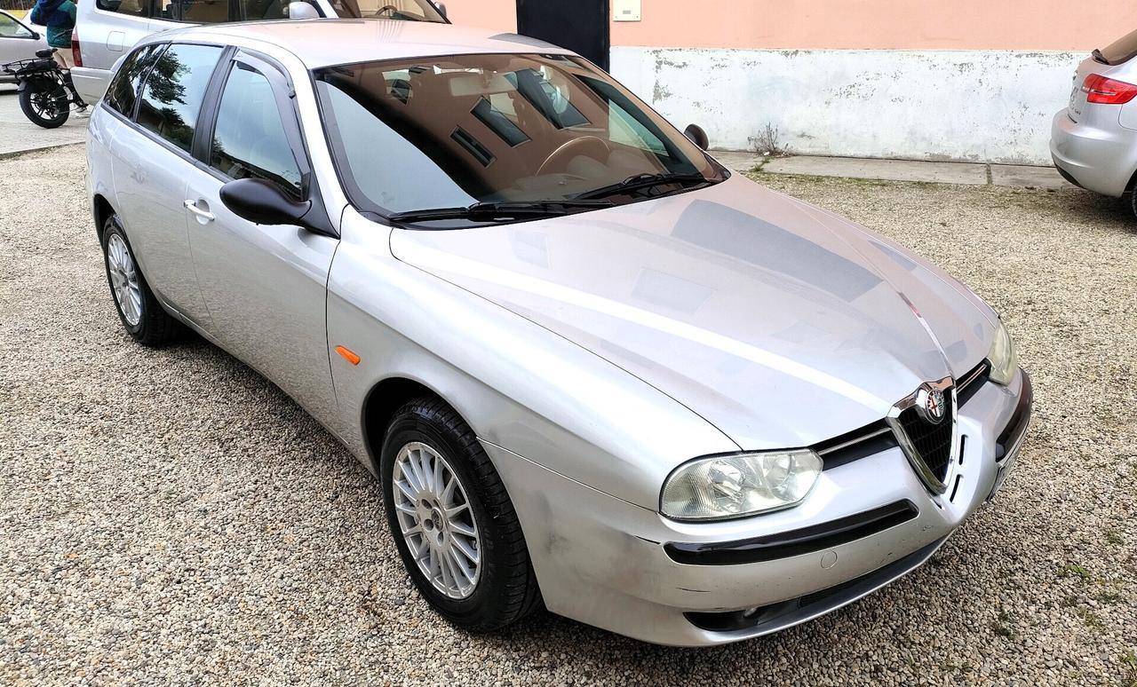 Alfa Romeo 156 1.6i 16V Twin Spark cat Sportwagon Progression