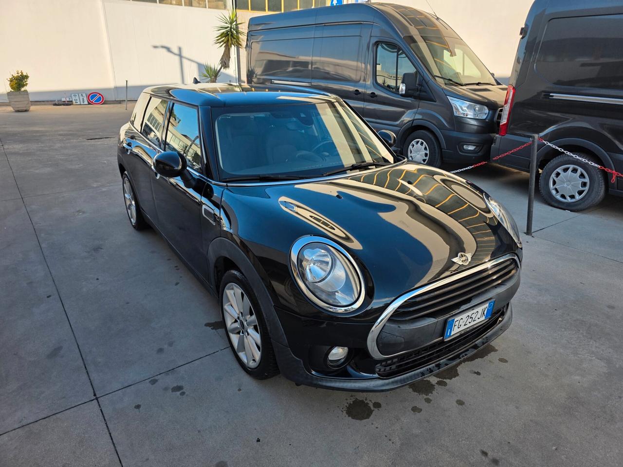Mini One Clubman 1.5 D Hype km veri