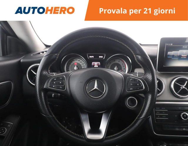 MERCEDES-BENZ CLA 200 Sport