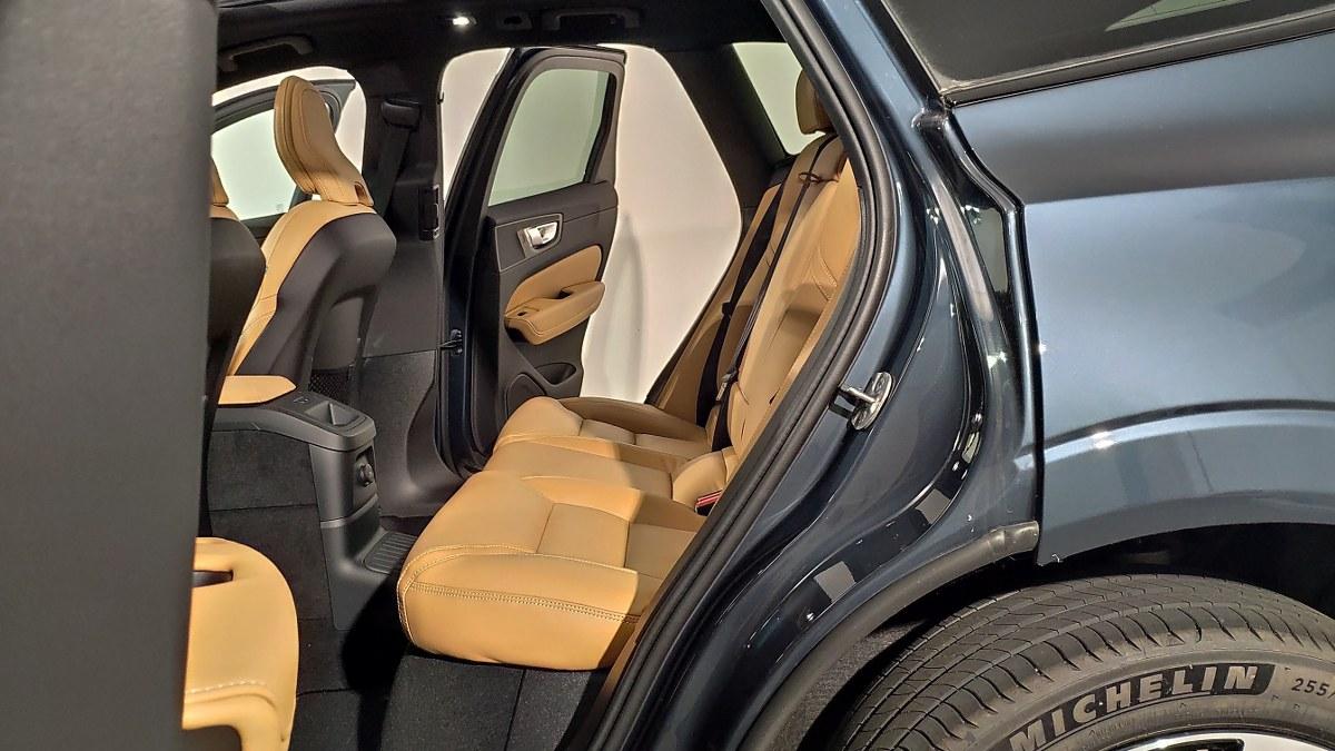 VOLVO Xc60 T6 Plug-In Hybrid Awd Automatico Ultra Dark