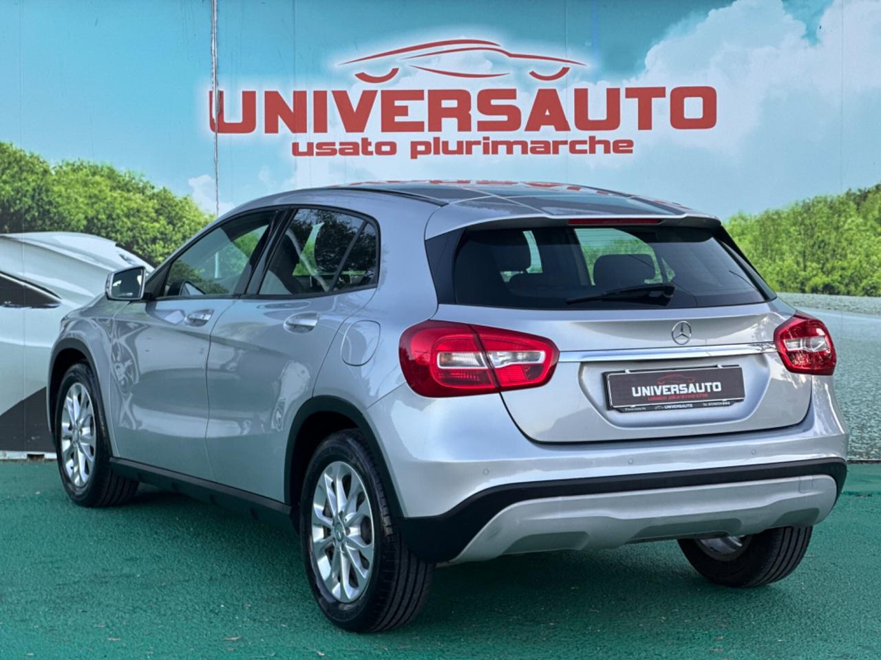 Mercedes-Benz GLA 180 CDI 110cv Executive 2015