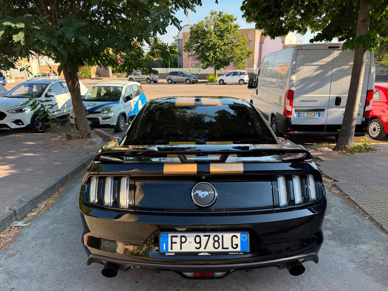 Ford Mustang km.42.000! AUTOM. 6M 317 HP