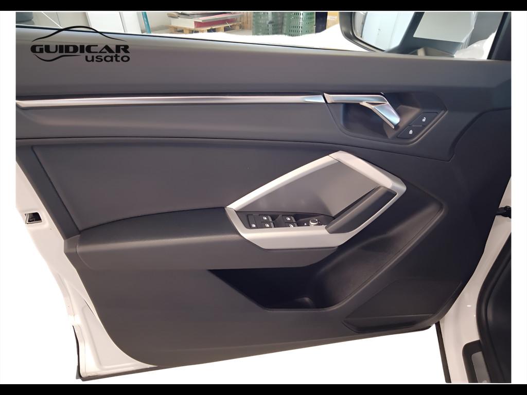 AUDI Q3 II 2018 - Q3 35 2.0 tdi Business Advanced